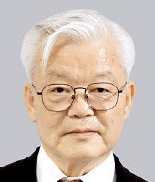 石濱哲信 写真