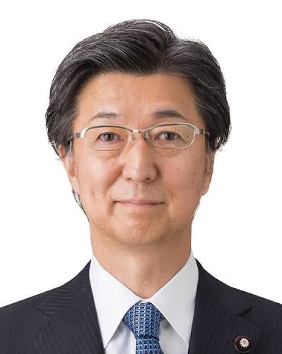 石井準一 写真