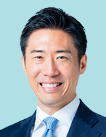 塩崎彰久